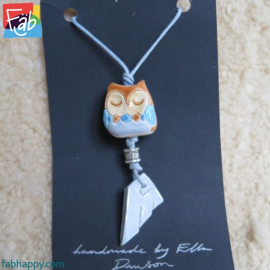 front view of the pendant